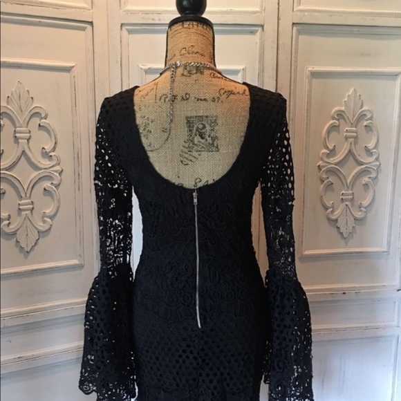 ONLY 1 LEFT! LITTLE BLACK LACE DRESS - Picture 5 of 6